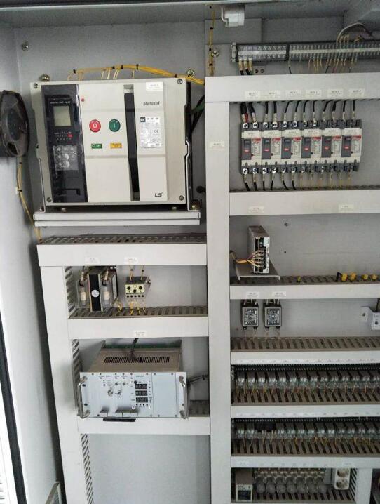 高低壓配電柜回收